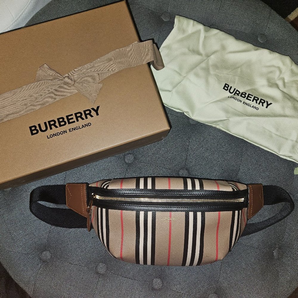 Burberry Bumbag